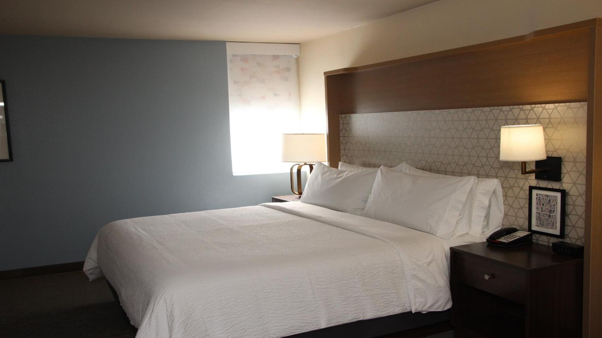 Holiday Inn Metairie New Orleans By Ihg Exterior photo