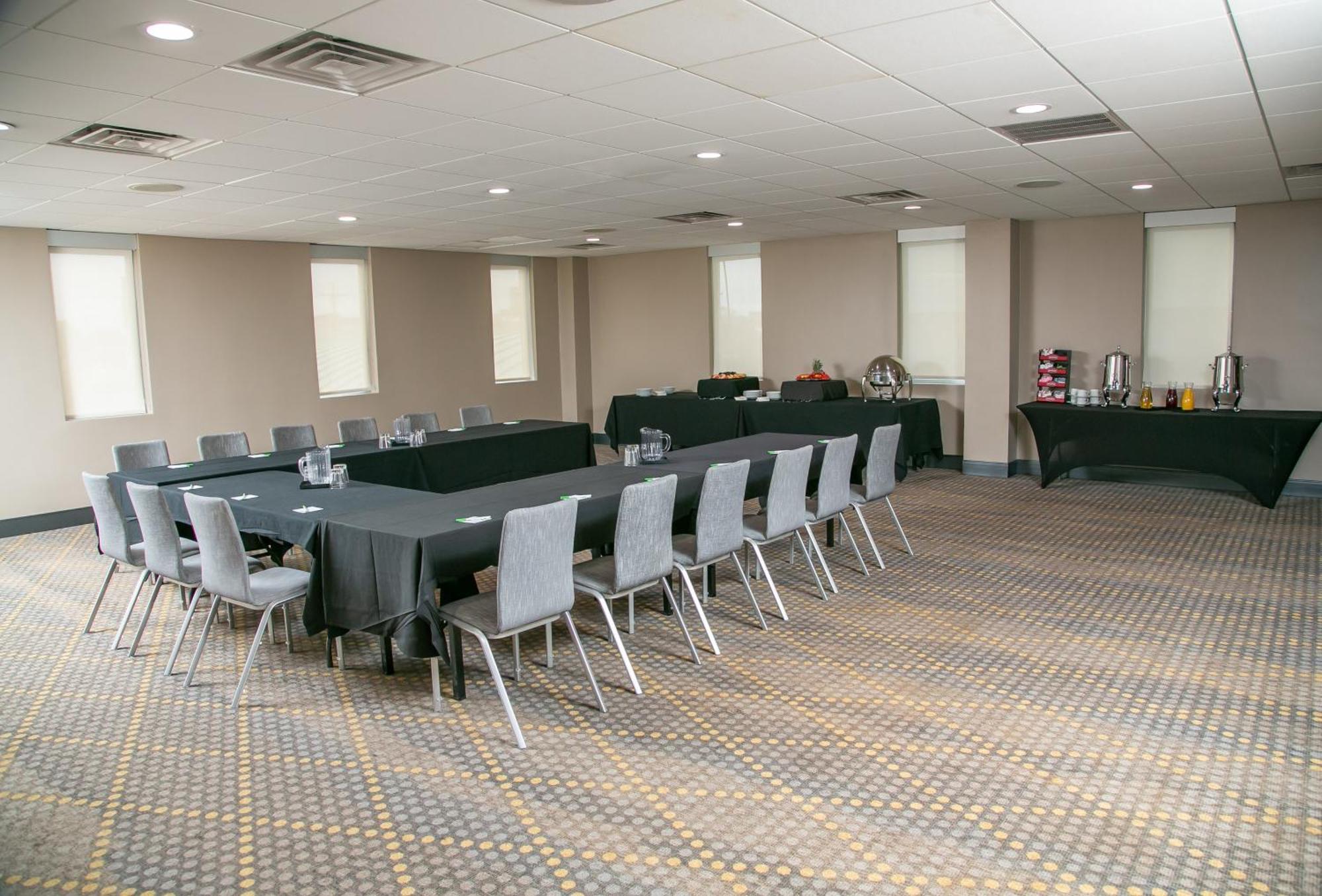 Holiday Inn Metairie New Orleans By Ihg Exterior photo